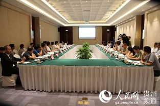 秦如培实地检查贵安新区筹办中国·贵州第一届国际民族民间工艺品文化博览会展览展示工作
